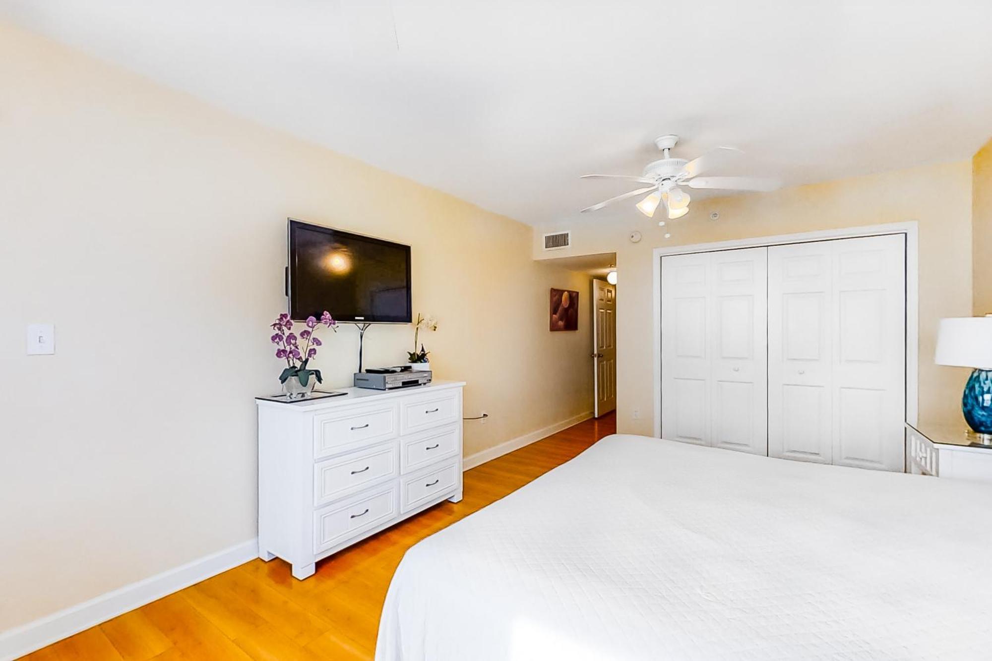 Emerald Towers Fort Walton Beach Room photo